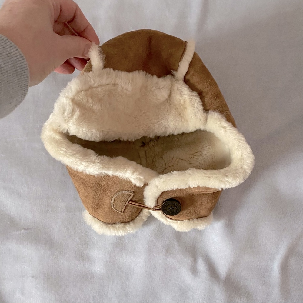 UGG sheepskin button Aviator hat
